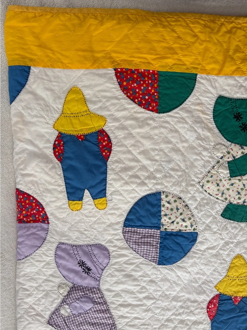Vintage Quilt Sun Bonnet Sue Design, 83 x 137 inches. Yellow Blue Orange Green